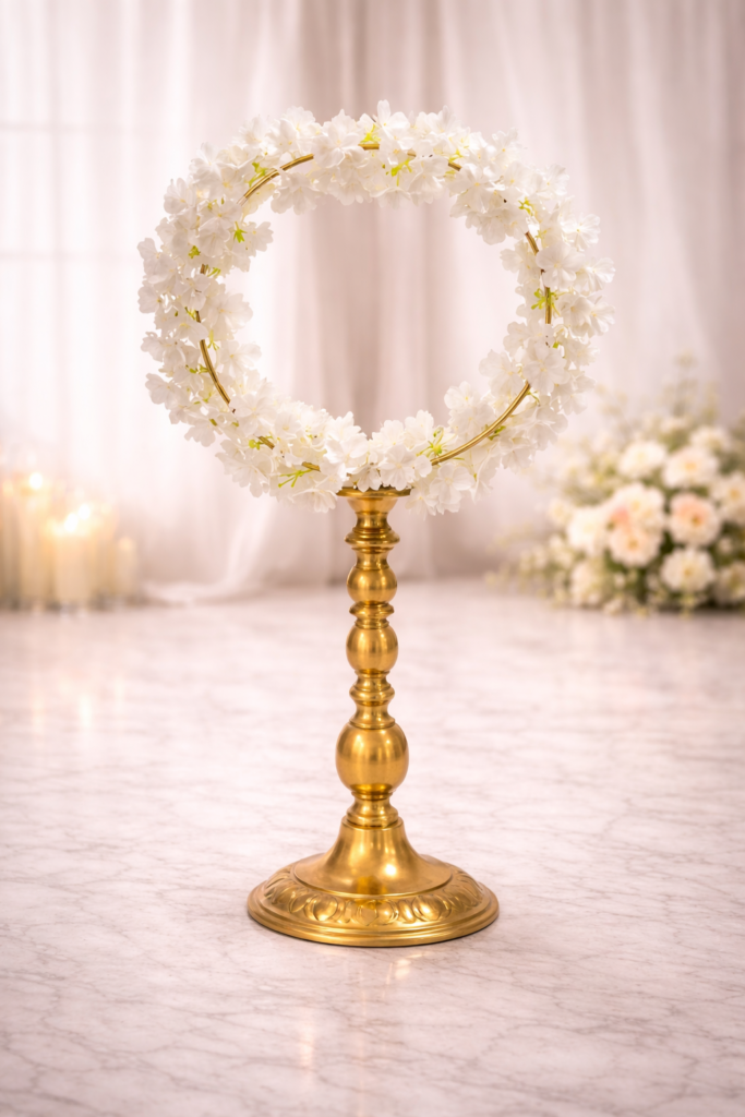 Anneau De Pétales Blache